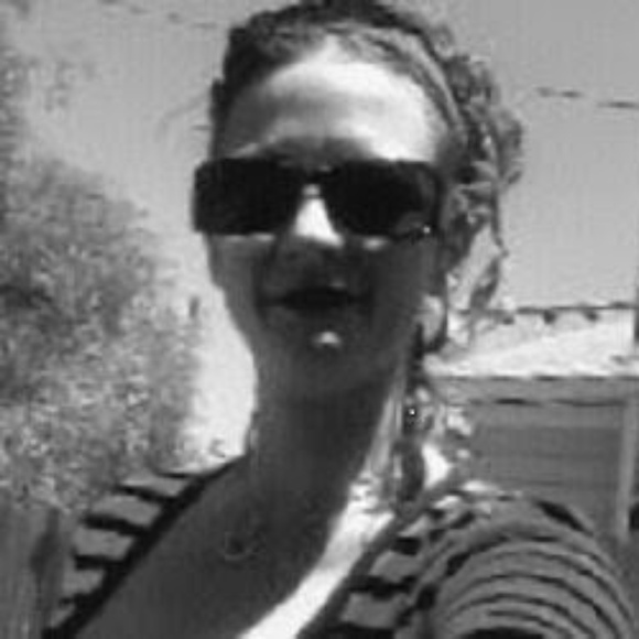 Meet your Posher, Bonnie - Picture 5 of 7